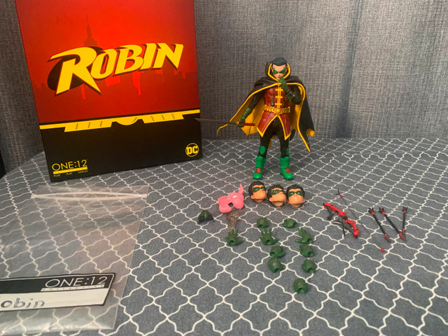 Mezco Robin (modified) - photo 5