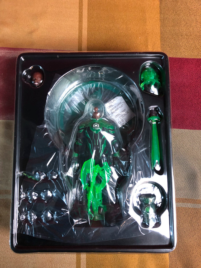Mezco Green Lantern (John Stewart) - photo 5