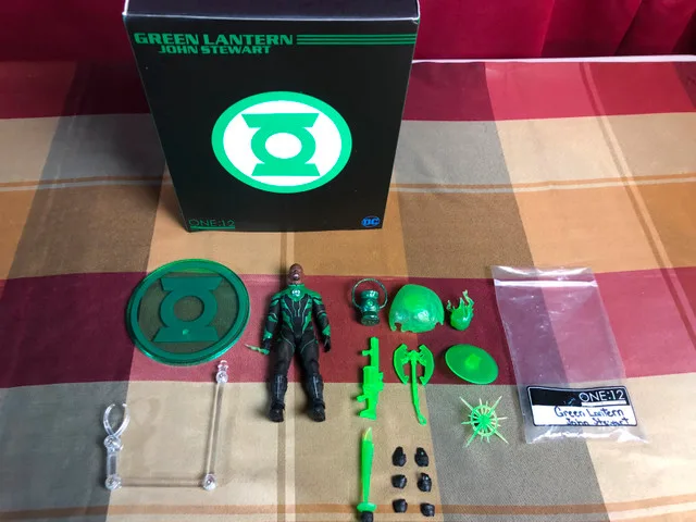 Mezco Green Lantern (John Stewart) image indicator(6)