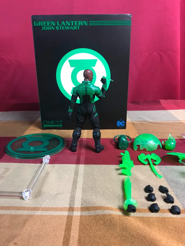 Mezco Green Lantern (John Stewart) image indicator(10)
