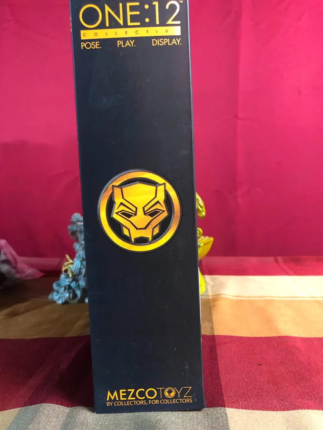 Mezco Black Panther (Custom) with Storm/Wakanda Forces image indicator(3)