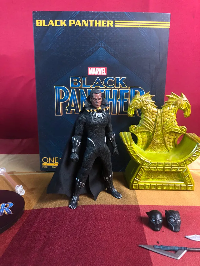Mezco Black Panther (Custom) with Storm/Wakanda Forces image indicator(5)