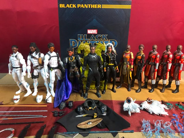 Mezco Black Panther (Custom) with Storm/Wakanda Forces image indicator(9)