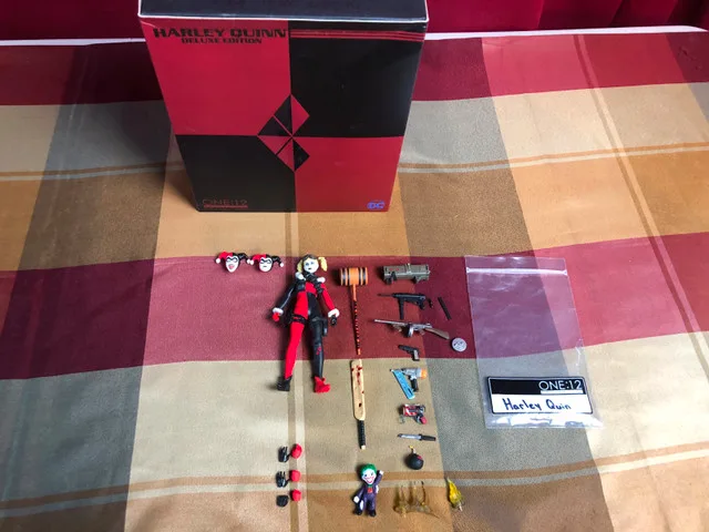 Mezco Harley Quinn image indicator(7)