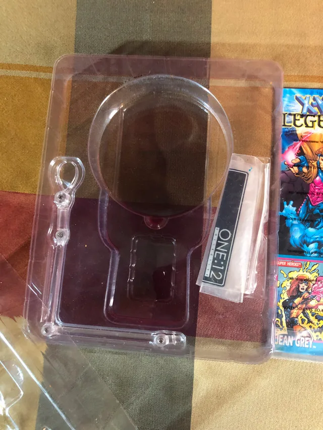 Mezco Weapon X Wolverine (custom) image indicator(7)