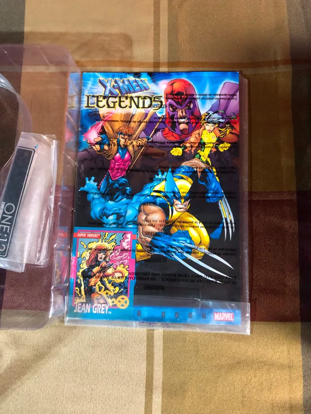 Mezco Weapon X Wolverine (custom) image indicator(8)