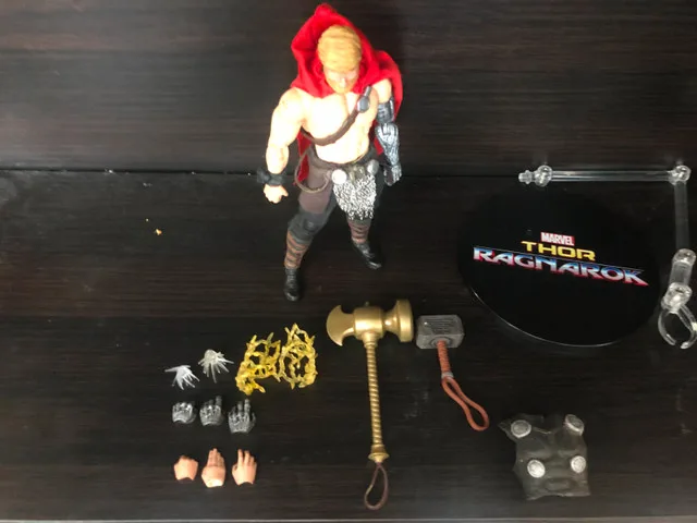 Mezco Unworthy Thor (custom) image indicator(5)