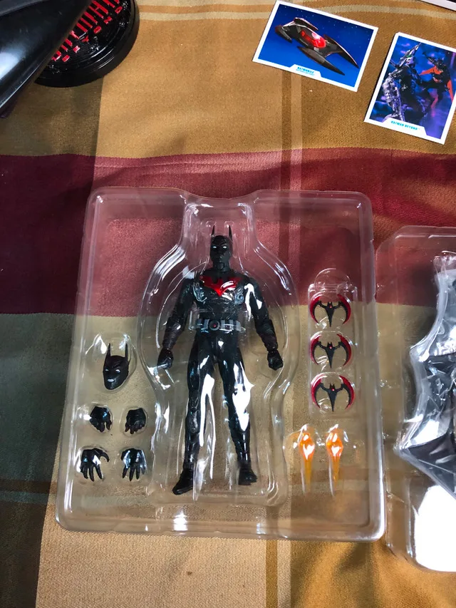 Mezco Batman Beyond with Mcfarlane Batman Beyond Batmobile image indicator(3)