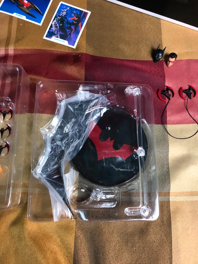 Mezco Batman Beyond with Mcfarlane Batman Beyond Batmobile image indicator(5)