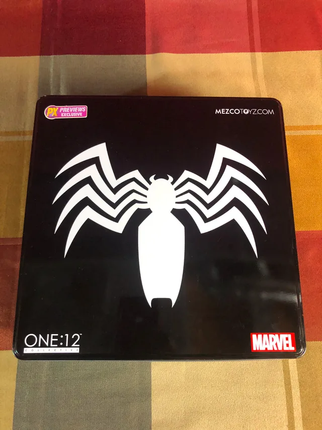 Mezco Symbiote Spider-Man thumbnail