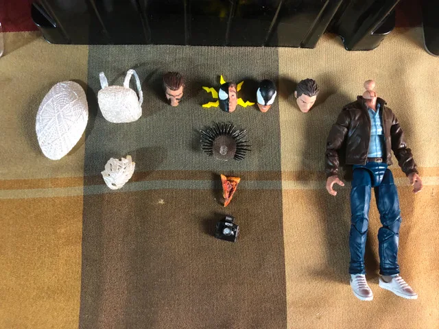 Mezco Symbiote Spider-Man image indicator(8)