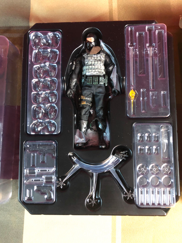 Mezco Snake Eyes - photo 5