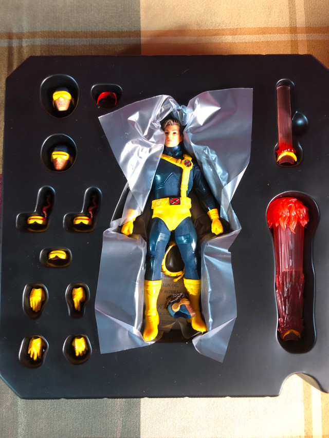 Mezco Cyclops - photo 3