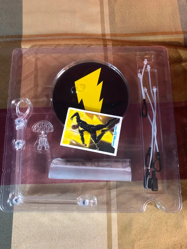 Mezco Black Adam image indicator(5)
