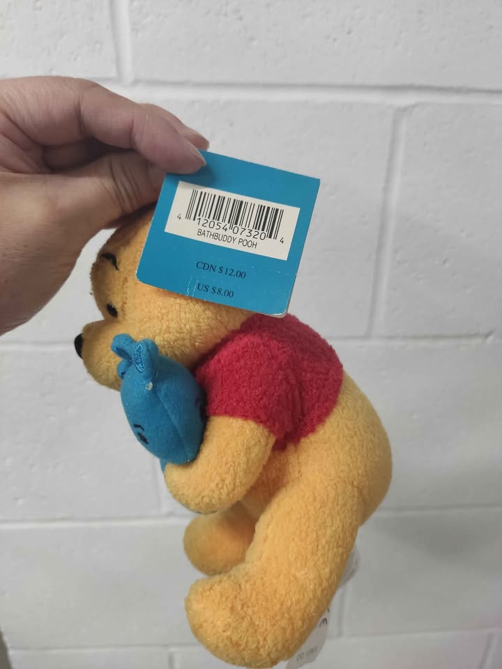Winnie the Pooh plush - photo 4