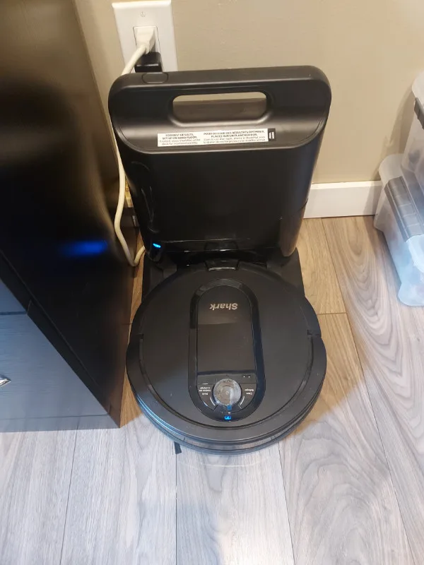 Shark IQ Robot Self-Empty Robot Vacuum - Black