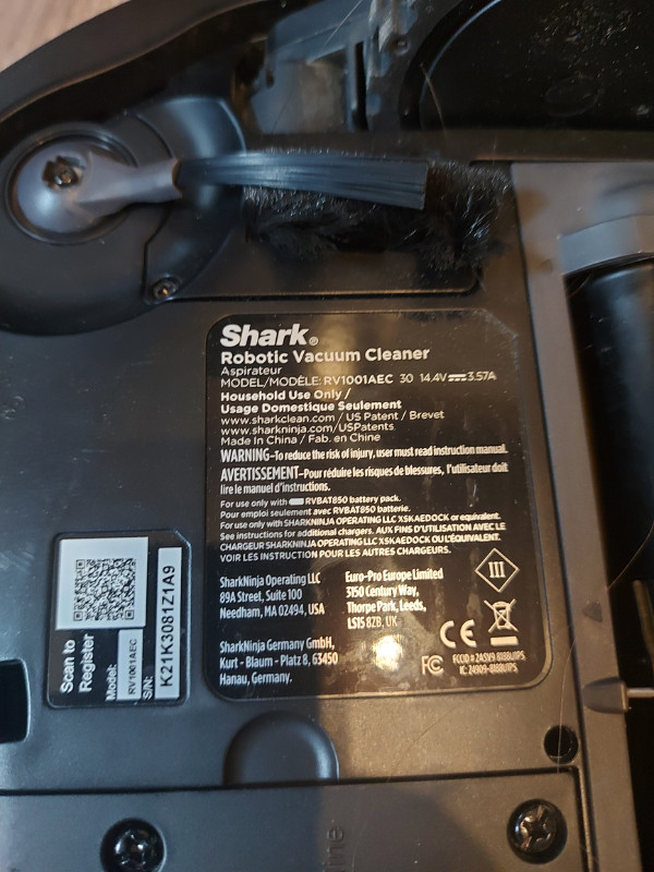 Shark IQ Robot Self-Empty Robot Vacuum - Black - photo 5