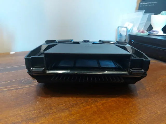 Shark IQ Robot Self-Empty Robot Vacuum - Black image indicator(7)