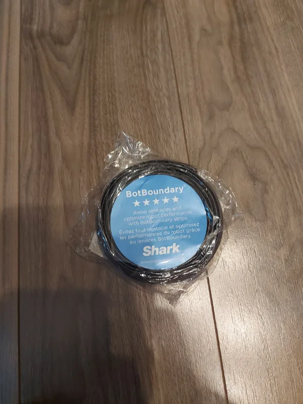 Shark IQ Robot Self-Empty Robot Vacuum - Black image indicator(8)