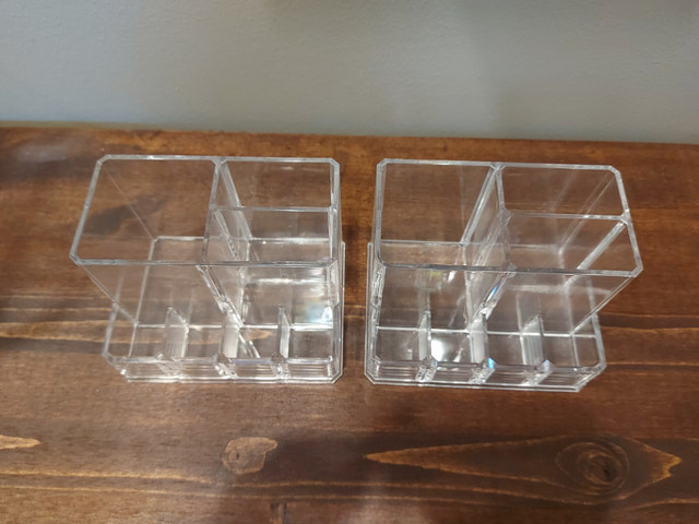 Acrylic Makeup Holders - photo 3