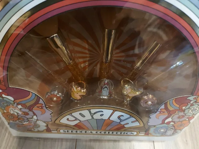 COACH x Sephora Makeup & Brush Collection image indicator(10)