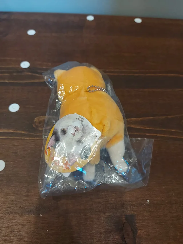 Shinada Global Mochi Mochi Cat Plush Keychain - Orange Tabby