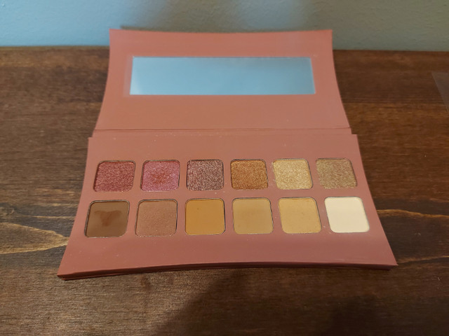 Illamasqua Eyeshadow Palettes - Priced per Each - photo 4
