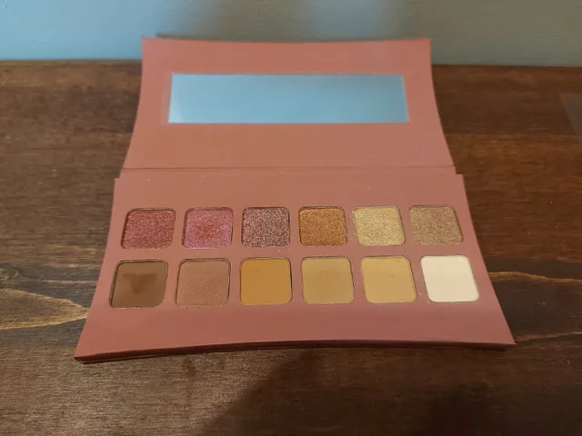 Illamasqua Eyeshadow Palettes - Priced per Each image indicator(4)