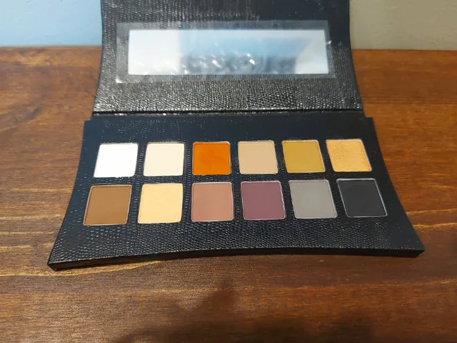 Illamasqua Eyeshadow Palettes - Priced per Each image indicator(7)