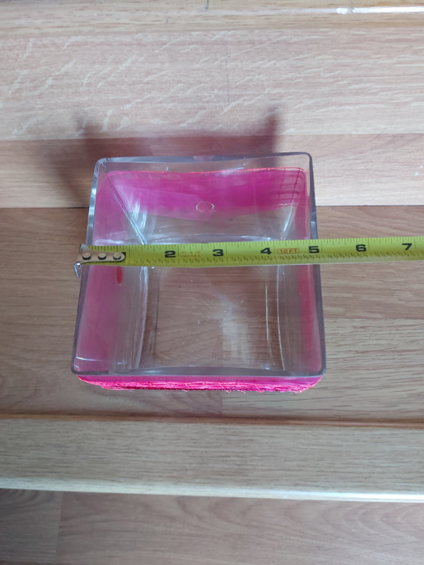 Thick Square Glass Vase w/ Ribbon - photo 3