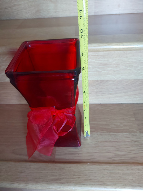 Thick Red Glass Vase with Ribbon - photo 4
