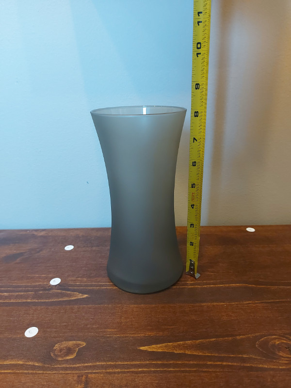 Dark Frosted Glass Vase - photo 2