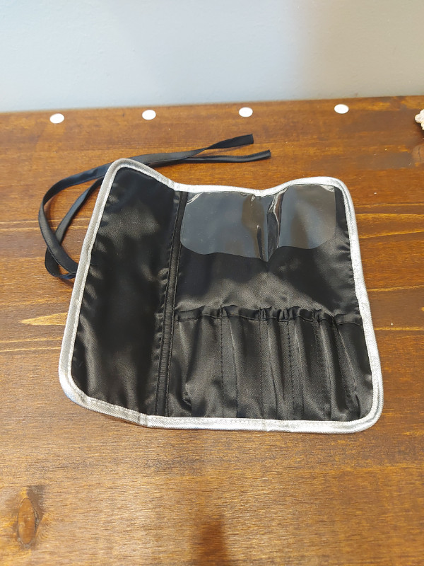 Makeup Brush Roll OR Travel Jewelry Pouch - photo 3