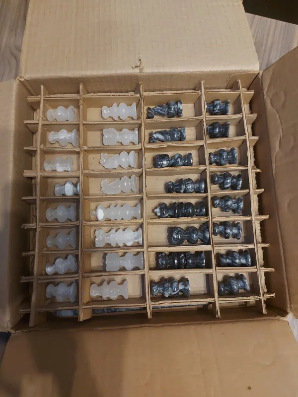 Marble/Onyx Stone Chess Set image indicator(2)