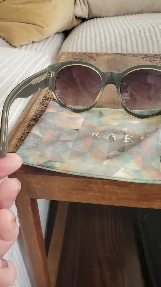 NEW- vintage RAEN Acorn Sunglasses image indicator(4)