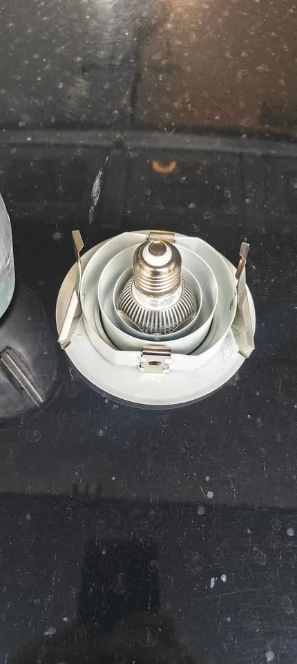 Pot lights image indicator(3)