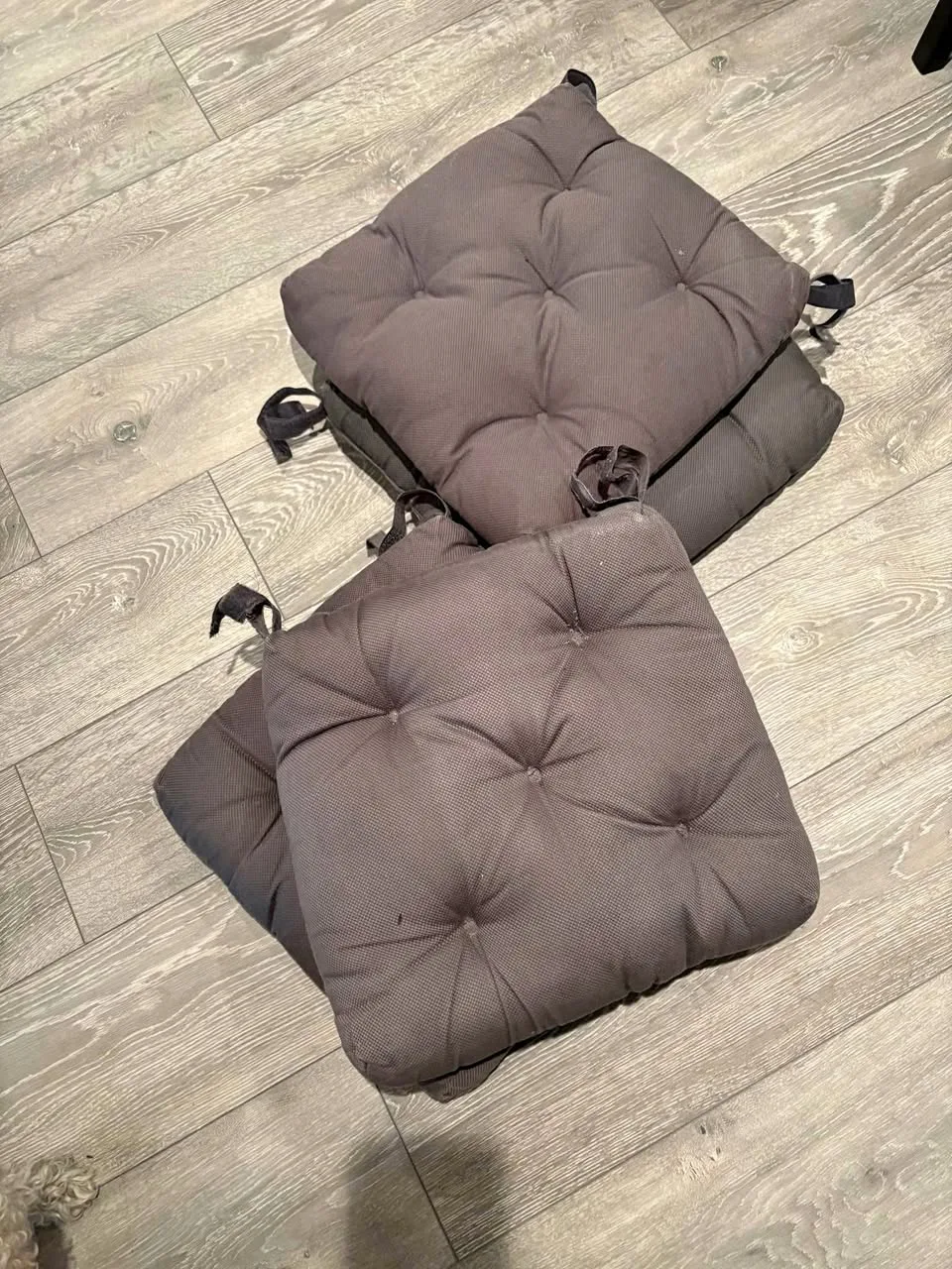 Set of 4 grey chair cushions thumbnail