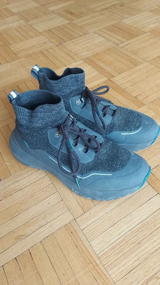 Vessi Stormburst High Top Waterproof - Rarely Used