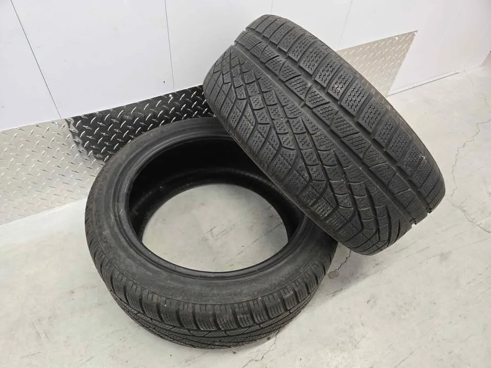 Pirelli Sottozero Winter Tires- 235/45R17 image indicator(7)