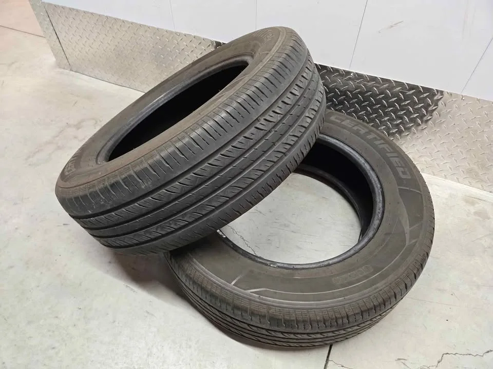 Two used tires- 225/65R17 image indicator(6)