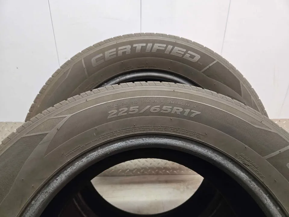 Two used tires- 225/65R17 image indicator(9)