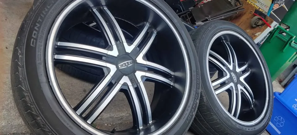 22 inch DIP Rims with tires image indicator(6)