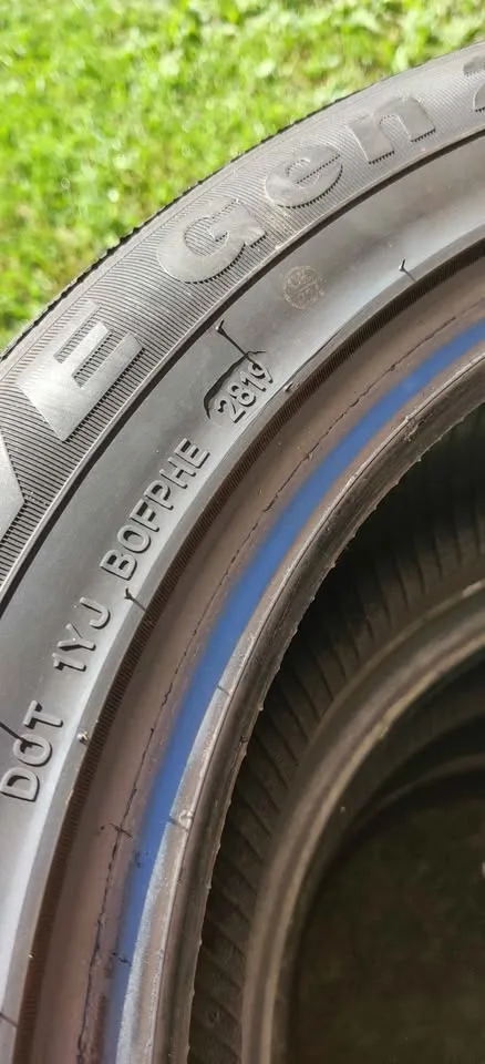 Honda Civic tires image indicator(5)