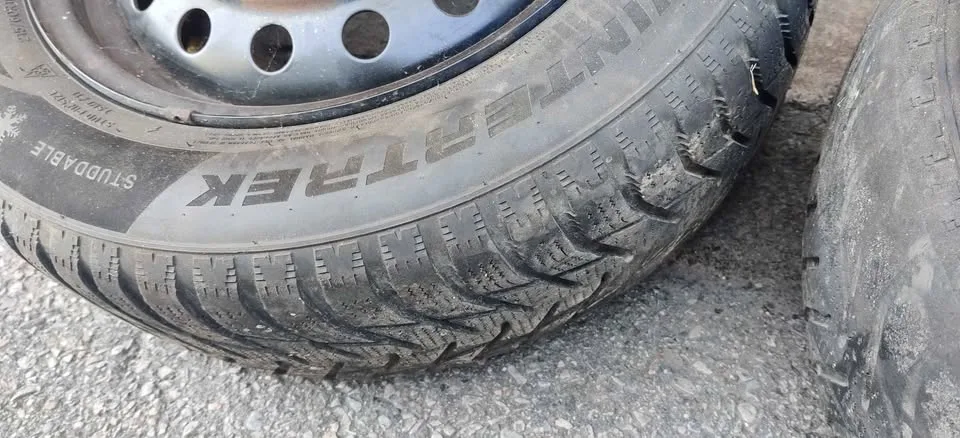 2 Rims and Winter tires image indicator(3)