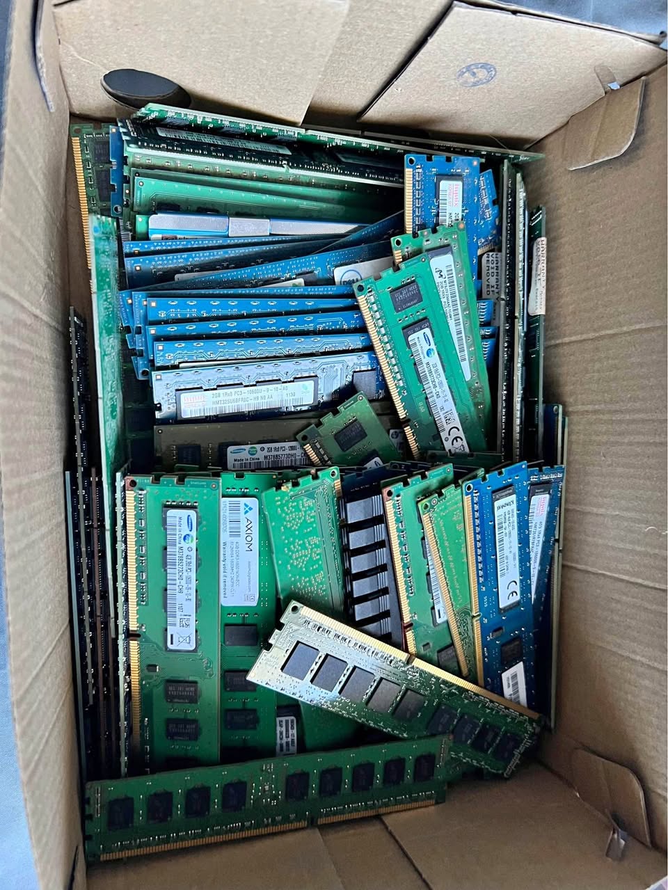 PC ram, wifi adapter, VGA , server for sale