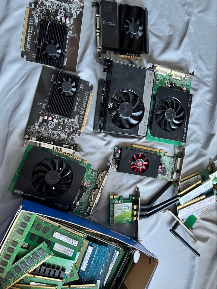 PC ram, wifi adapter, VGA , server for sale - photo 2