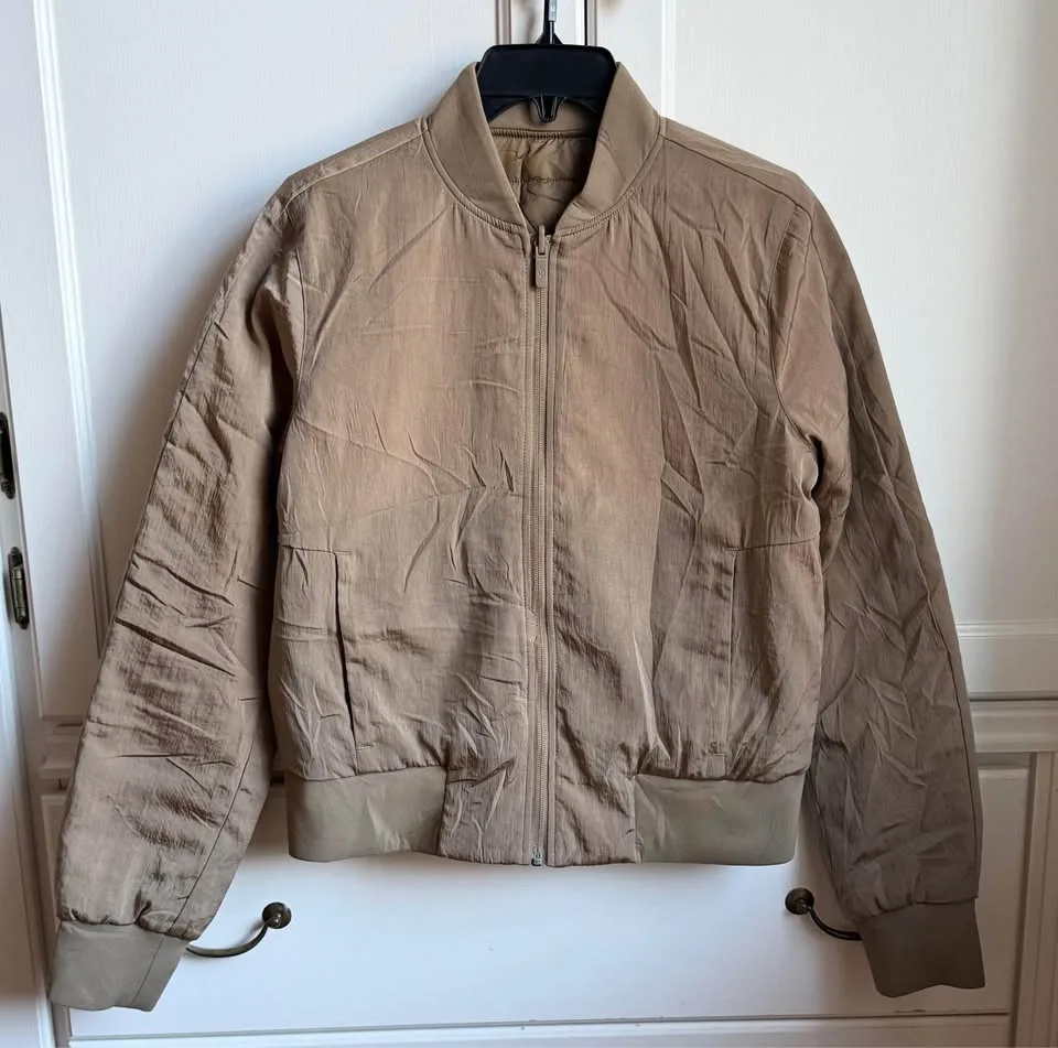 Lululemon Non-Stop Bomber jacket size 6 image indicator(4)