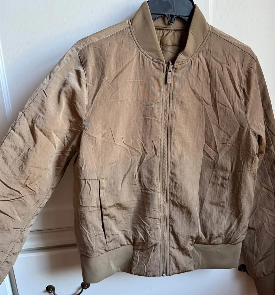 Lululemon Non-Stop Bomber jacket size 6 image indicator(5)