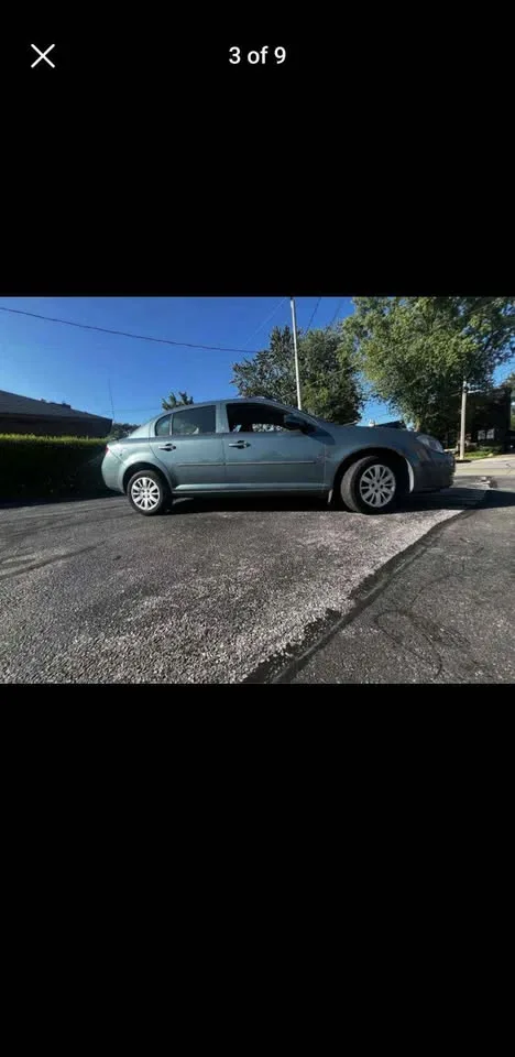 2010 Chevrolet Cobalt image indicator(2)