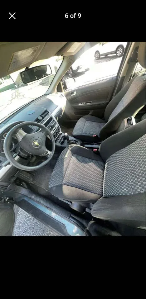 2010 Chevrolet Cobalt image indicator(4)